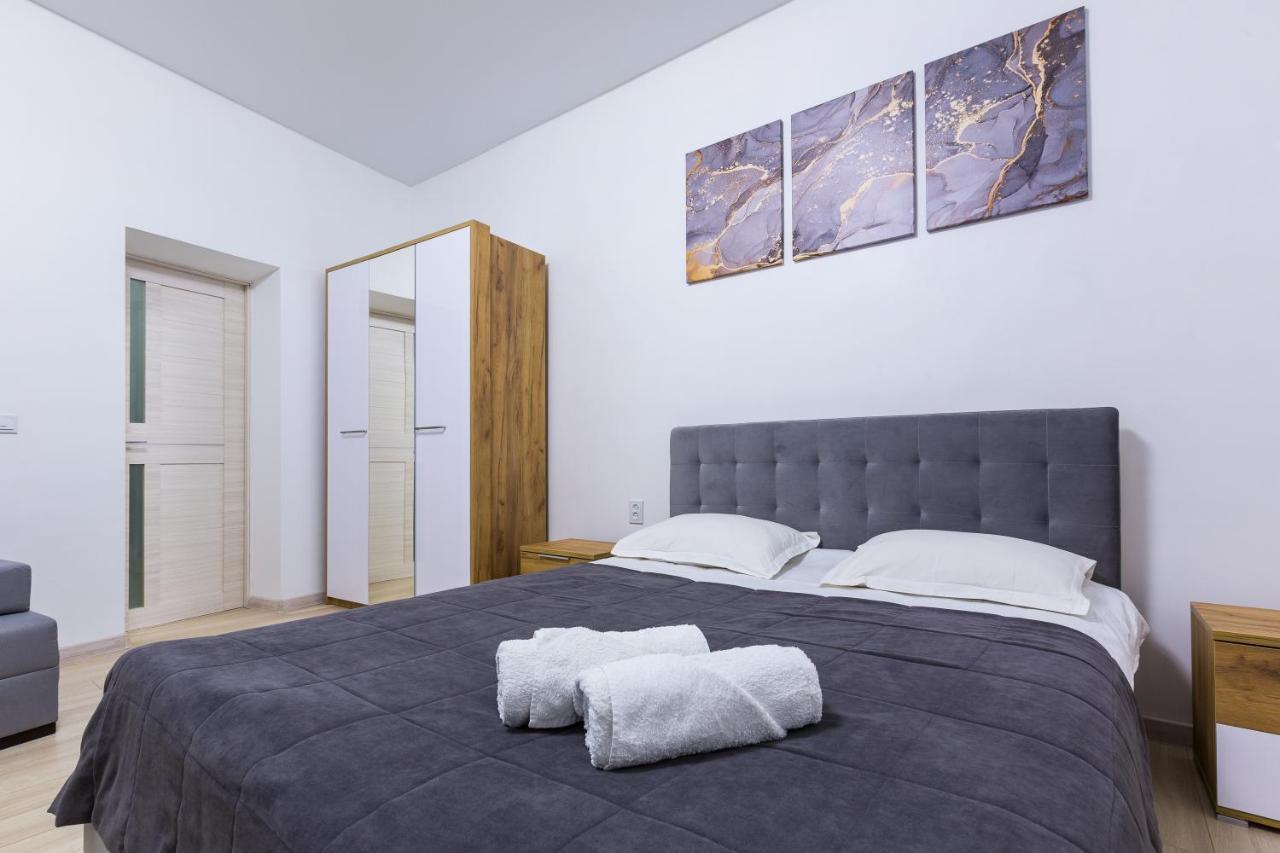 Vodna White Apartment Lviv Buitenkant foto