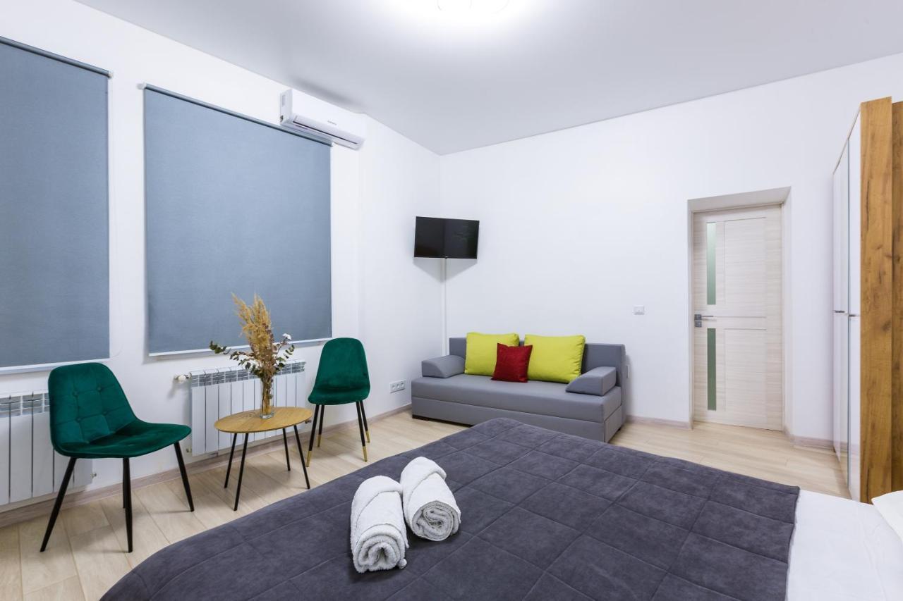 Vodna White Apartment Lviv Buitenkant foto