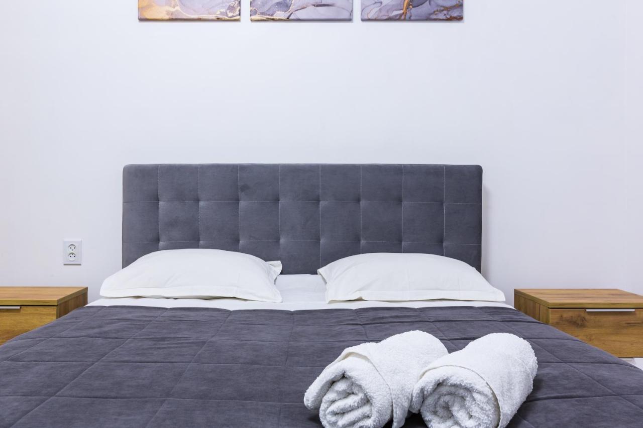 Vodna White Apartment Lviv Buitenkant foto