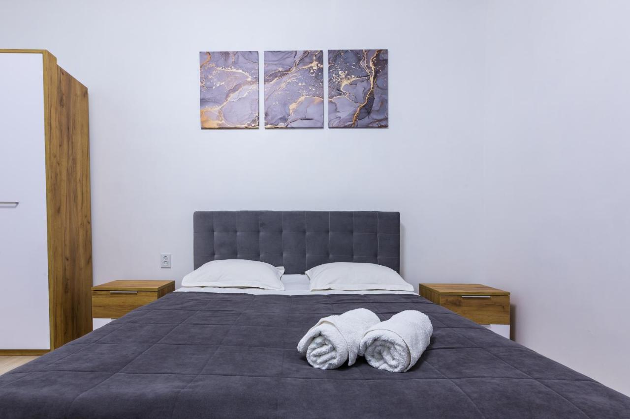 Vodna White Apartment Lviv Buitenkant foto